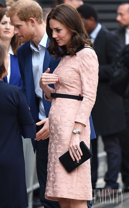Kate Middleton čaká svoje tretie bábätko