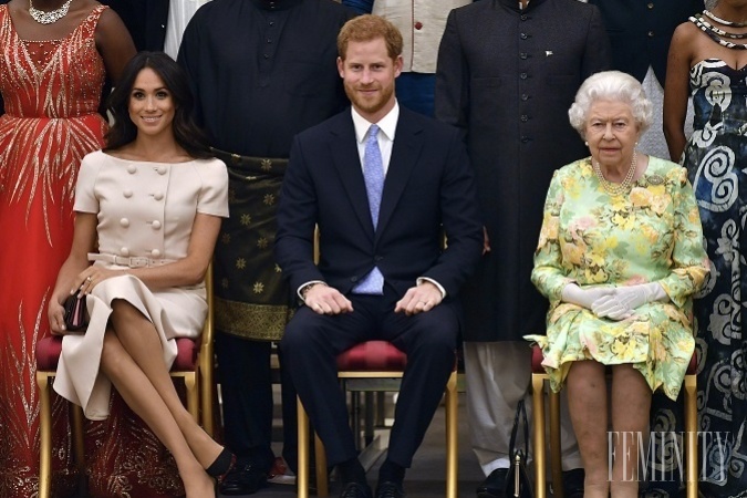 Podľa kráľovninej sesternice, lady Elizabeth Anson, mala vraj Alžbeta tušiť, že príchod Meghan Markle, ich rodinu naruší.