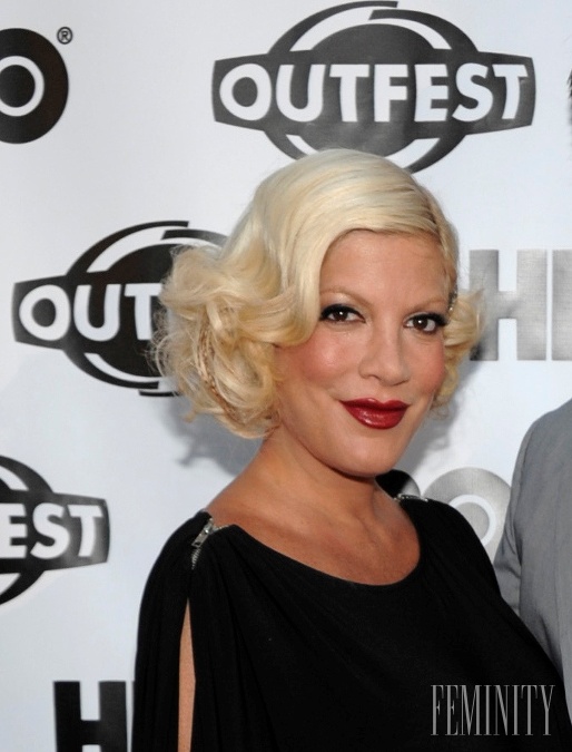 Tori Spelling kvôli manželovi podstúpila plastické operácie