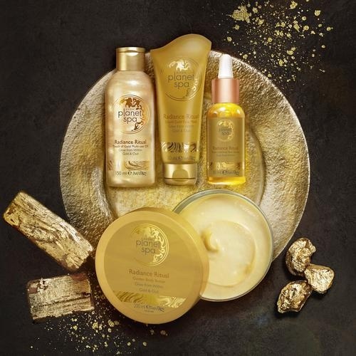 Dámsky set Planet Spa s čiastočkami zlata
