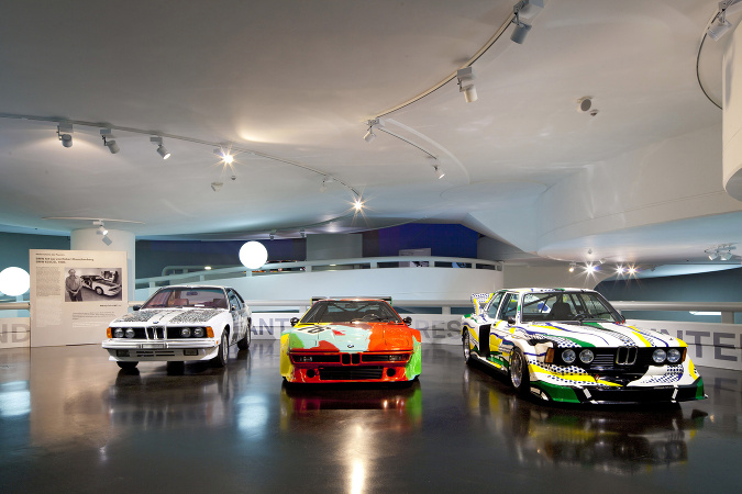 BMW M oslavuje 50 rokov: V Danubiane aj s BMW M1 Art Car by Andy Warhol a taktiež s najrýchlejším barom na svete BMW M3 Pick up so šampanským Moët & Chandon
