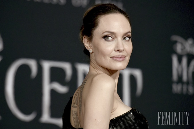 Niet pochýb o tom, že Angelina patrí k najkrajším ženám sveta