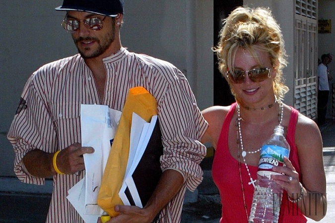 Manželstvo Britney Spears a tanečníka Kevina Federlina bola od začiatku kontroverzné