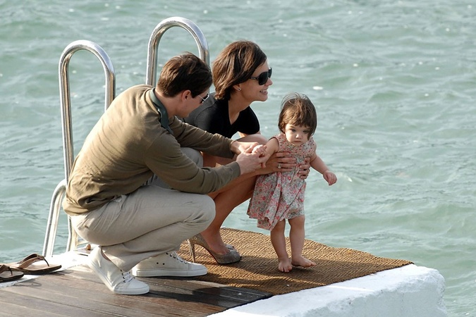 Suri Cruise bola v otcovej náruči naposledy ako malé dievčatko