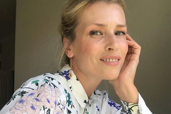 Plná energie, aj taká je po prebudení modelka Daniela Peštová