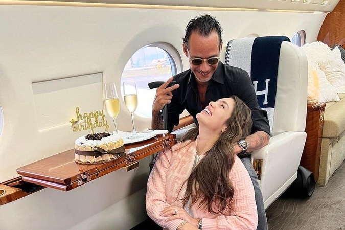 Marc Anthony opäť žiari po boku krásnej ženy, ktorú si vzal za manželku