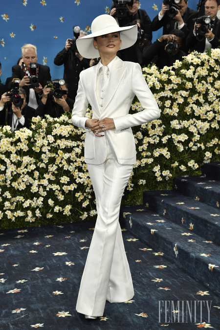 Zendaya v kostýme Louis Vuitton