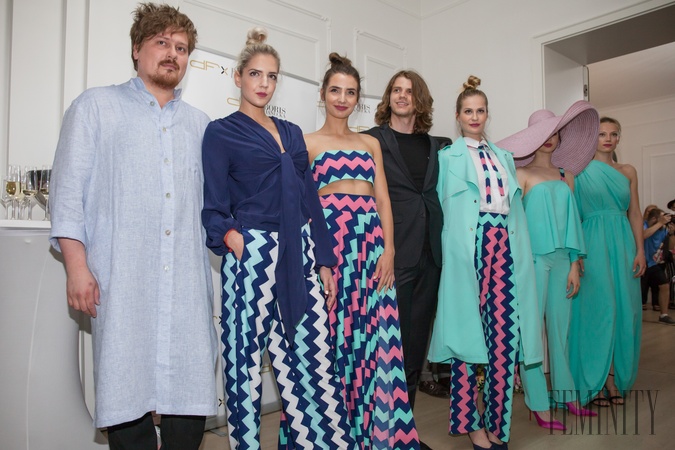 Boris Hanečka a riaditeľ dF Erik Šimčisko s novými modelmy jar/leto