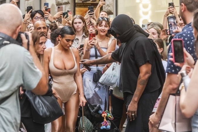 Bianca Censori a Kanye West