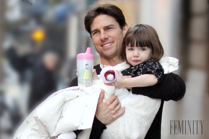 Tom Cruise sa s malou Suri už nestýka