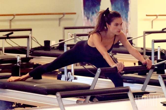 Pilates je medzi svetovými topmodelkami roky populárny