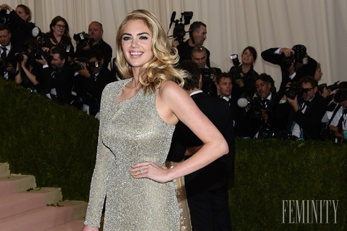 Inšpirujte sa cvičením a stravovacími radami človeka, ktorý stojí aj za štíhlym driekom Kate Upton na červenom koberci!