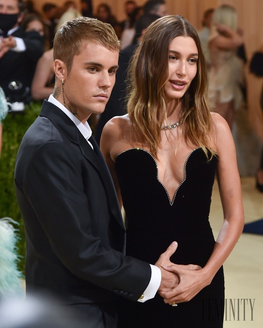 Justin Bieber sa netají tým, že sa túži stať otcom. Jeho manželka Hailey Bieber sa však vraj ženie za niečím iným...