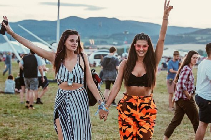 Moderátorka Soňa Skoncová zvolila sexi outfit s odhaleným bruškom