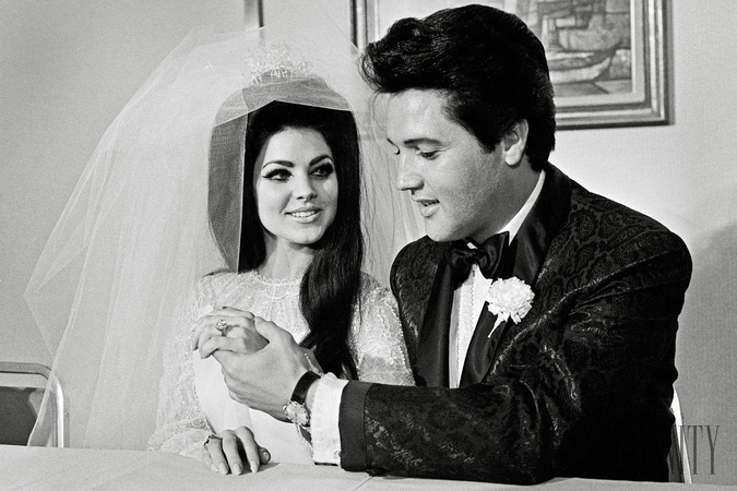 Elvis sa do Priscilly ešte v čase, keď bola mladá tínedžerka