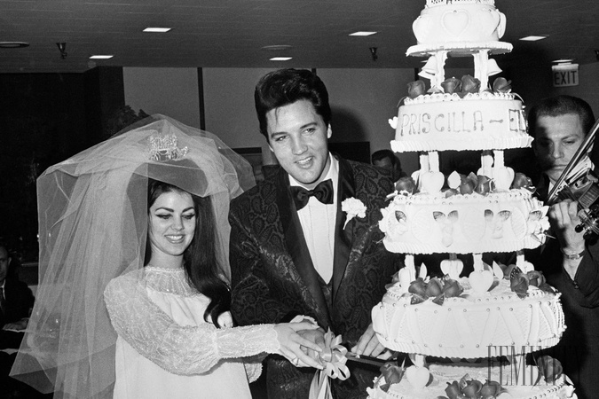 Priscilla Presley bude už navždy známa ako jediná manželka hudobnej legendy Elvisa Presleyho.