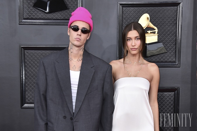 Manželia Bieberovci na oceňovaní cien Grammy