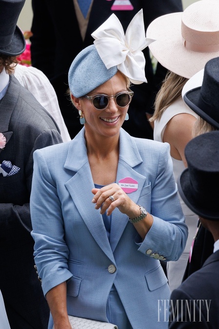 Časopis Tatler udelil prestíže miesto vo svojom rebríčku najlepšie oblečených žien Británie aj Zare Tindall, dcére princeznej Anne. 