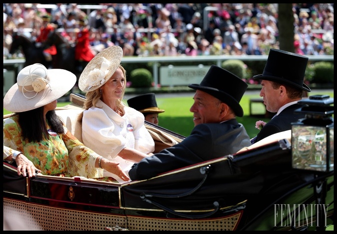 Harriet sa tento rok viezla aj v sprievode kočov v prvý deň Royal Ascotu, čím ju kráľovská rodina aj oficiálne prijala medza seba