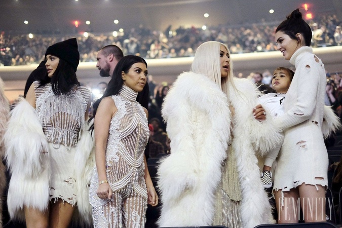 Ženy z klanu Kardashians sú majsterkami všetkých premien