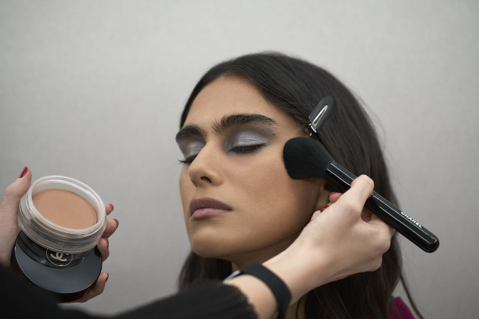 Make-up CHANEL Ready-to-Wear jeseň/zima 2023/24 