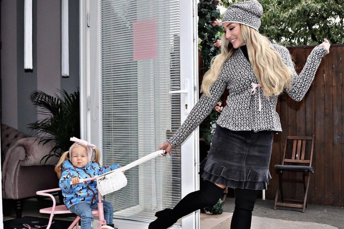 Z dcérky vizážistky Lucie Sládečkovej je už dnes malá fashionistka