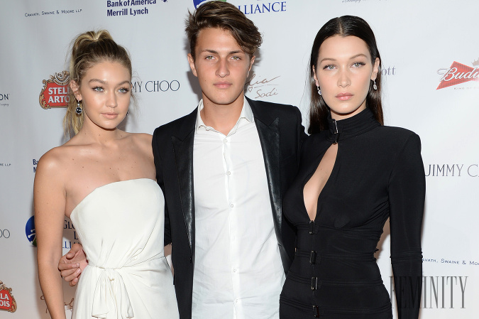 Anwar Hadid je novou modelingovou hviezdou. Ako sa vám páči?