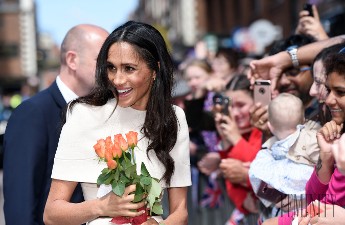 Krásna Meghan Markle sa už naučila nejaké tie triky čo sa týka jej oficiálnej garderóby