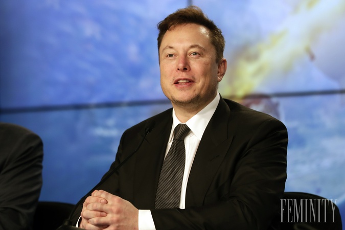 Elon Musk podstúpil hneď niekoľko zákrokov