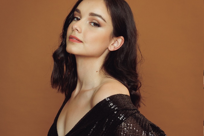Jana Vozárová, Miss Supranational Slovakia 2022 v šatách od Michaely Ľuptákovej