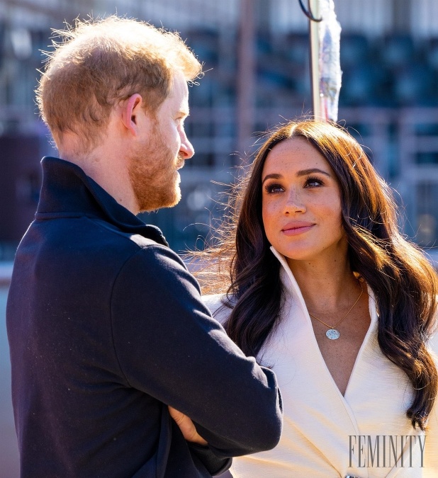 Buckinghamský palác sa obáva, že by aj princova manželka Meghan mohla prísť s vlastnými memoármi. 