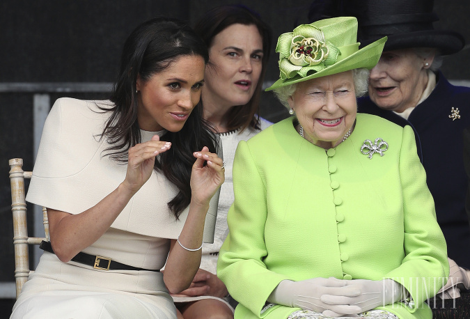 Alžbeta údajne nebola spokojná s tým, ako princ Harry a Meghan Markle riešili záležitosti pred ich svadbou v máji 2018. Alžbeta údajne nebola spokojná s tým, ako princ Harry a Meghan Markle riešili záležitosti pred ich svadbou v máji 2018.