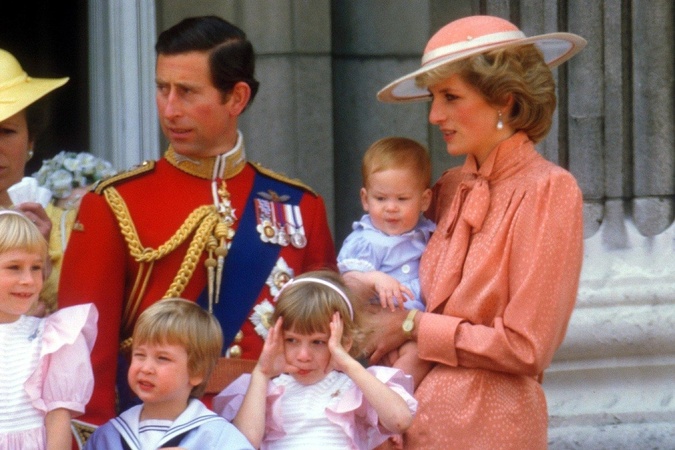 Princezná Diana s princom Charlesom a synmi
