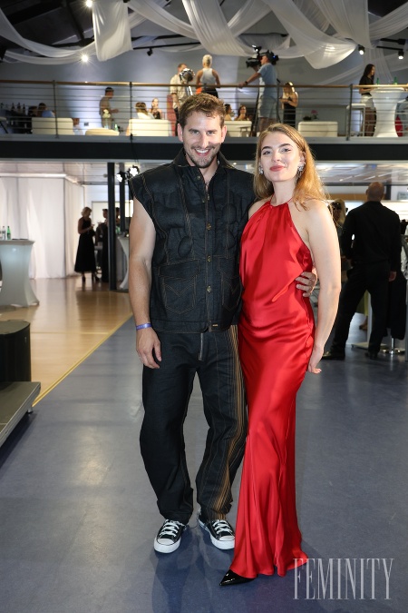 Moderátori Simona Ondrušková a Marek Polomský