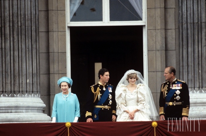 Čítačky pier vraj dekódovali radu, ktorú dala kráľovná Alžbeta princeznej Diane, v deň jej svadby na balkóne Buckinghamského paláca. 