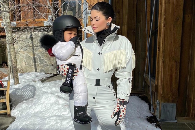 Neuveriteľné video, ešte nemá ani 2 roky a už takto snowboarduje